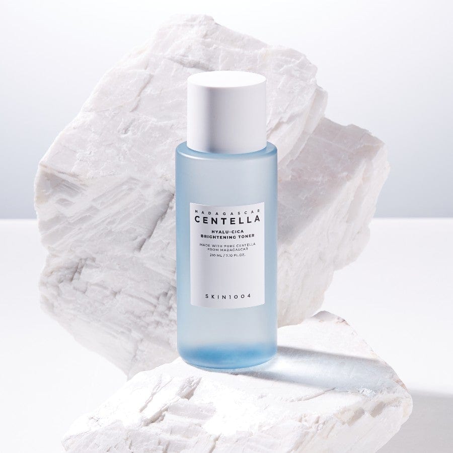 Skin1004 Madagascar Centella Hyalu-Cica Brightening Toner 30Ml