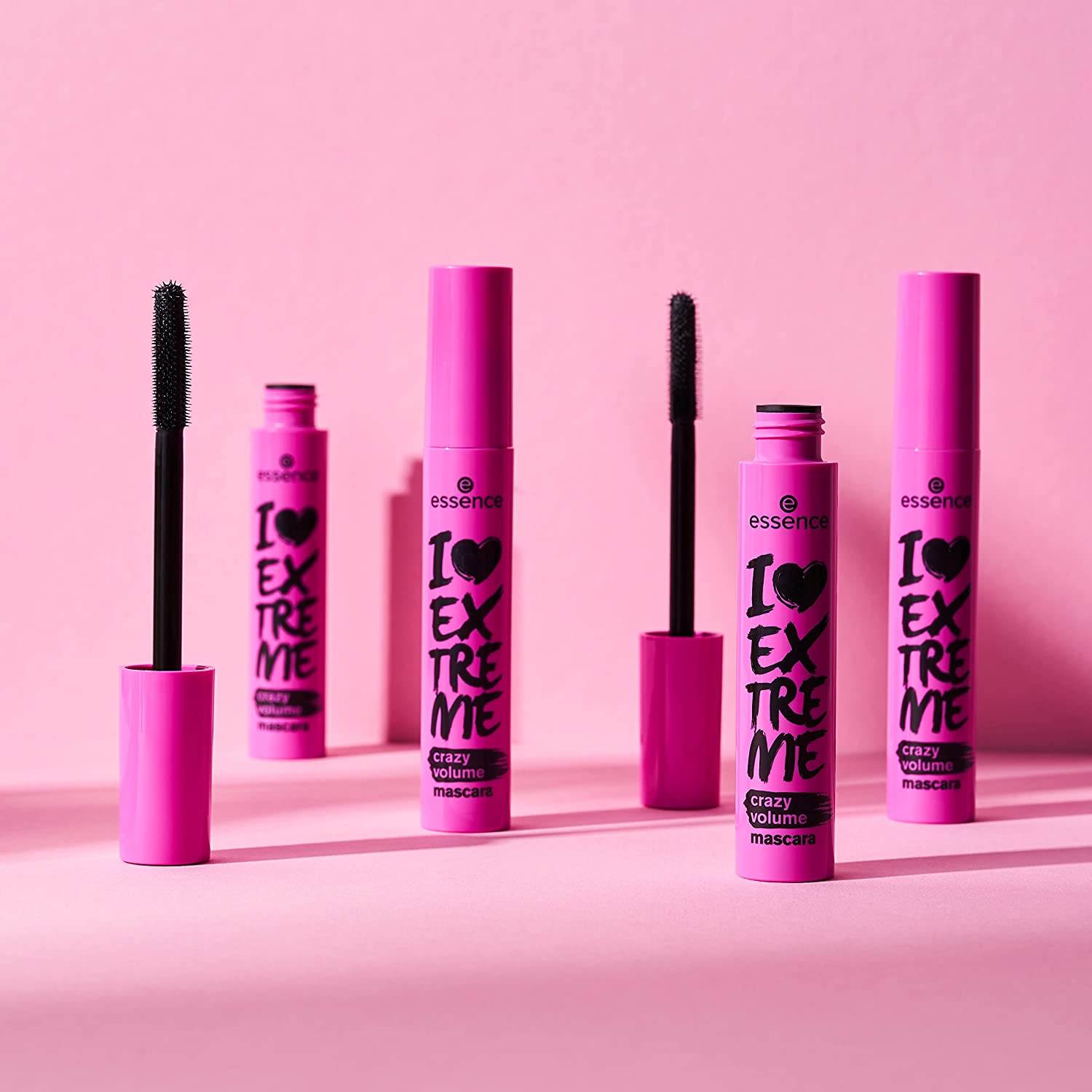 Essence I Love Extreme Crazy Volume Mascara Pink